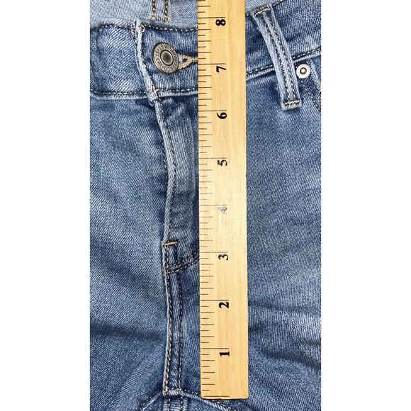 Levi's 811 Curvy Skinny Ripped Low-Rise Jeans Women's 29X30 - Picture 3 of 9